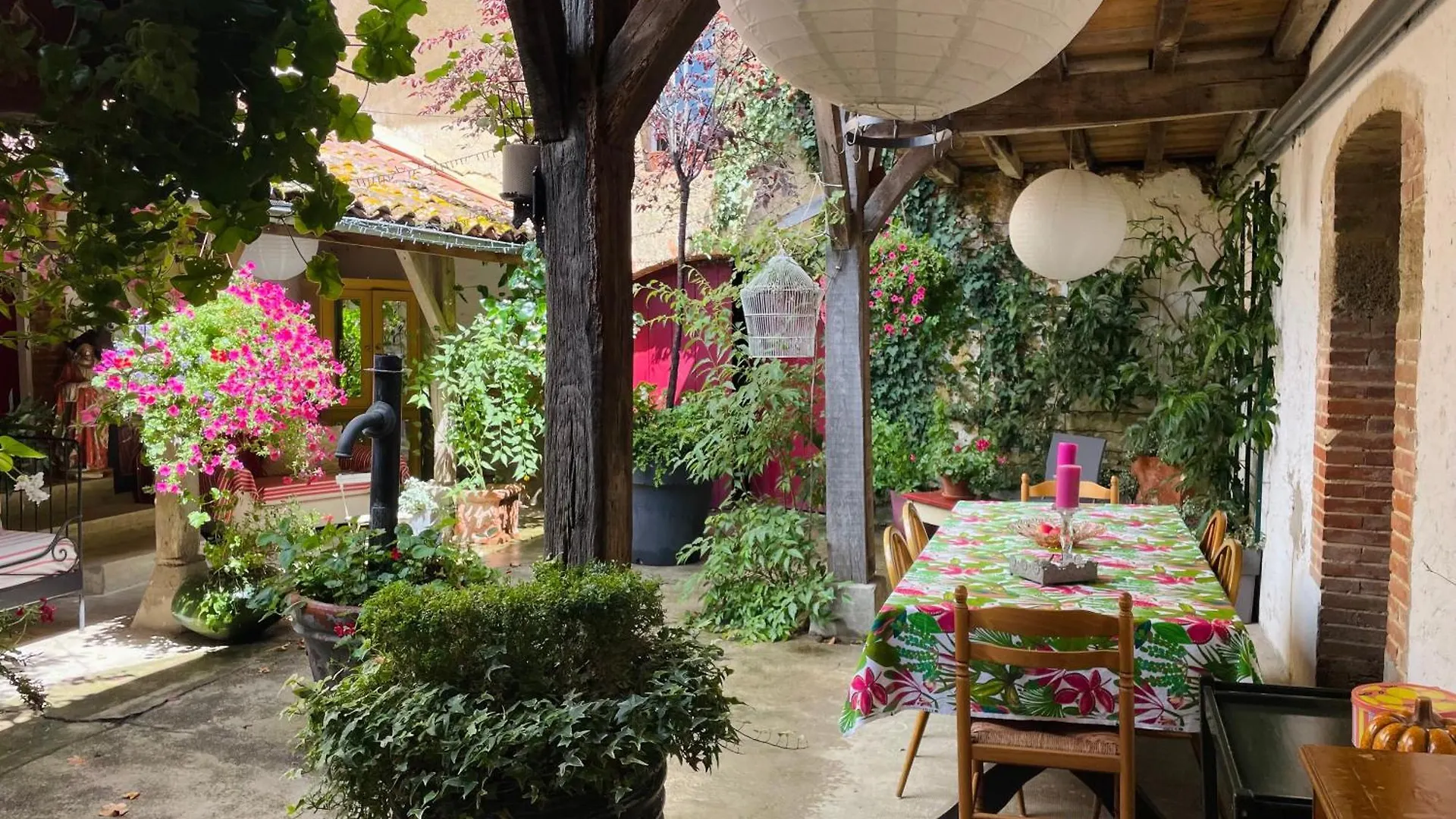 Villa Le Petit Basket à Castex  France